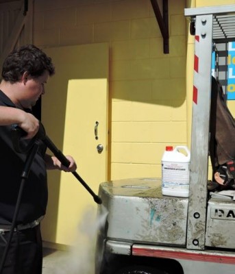 11058086_916778391693111_6176057379071928333_n